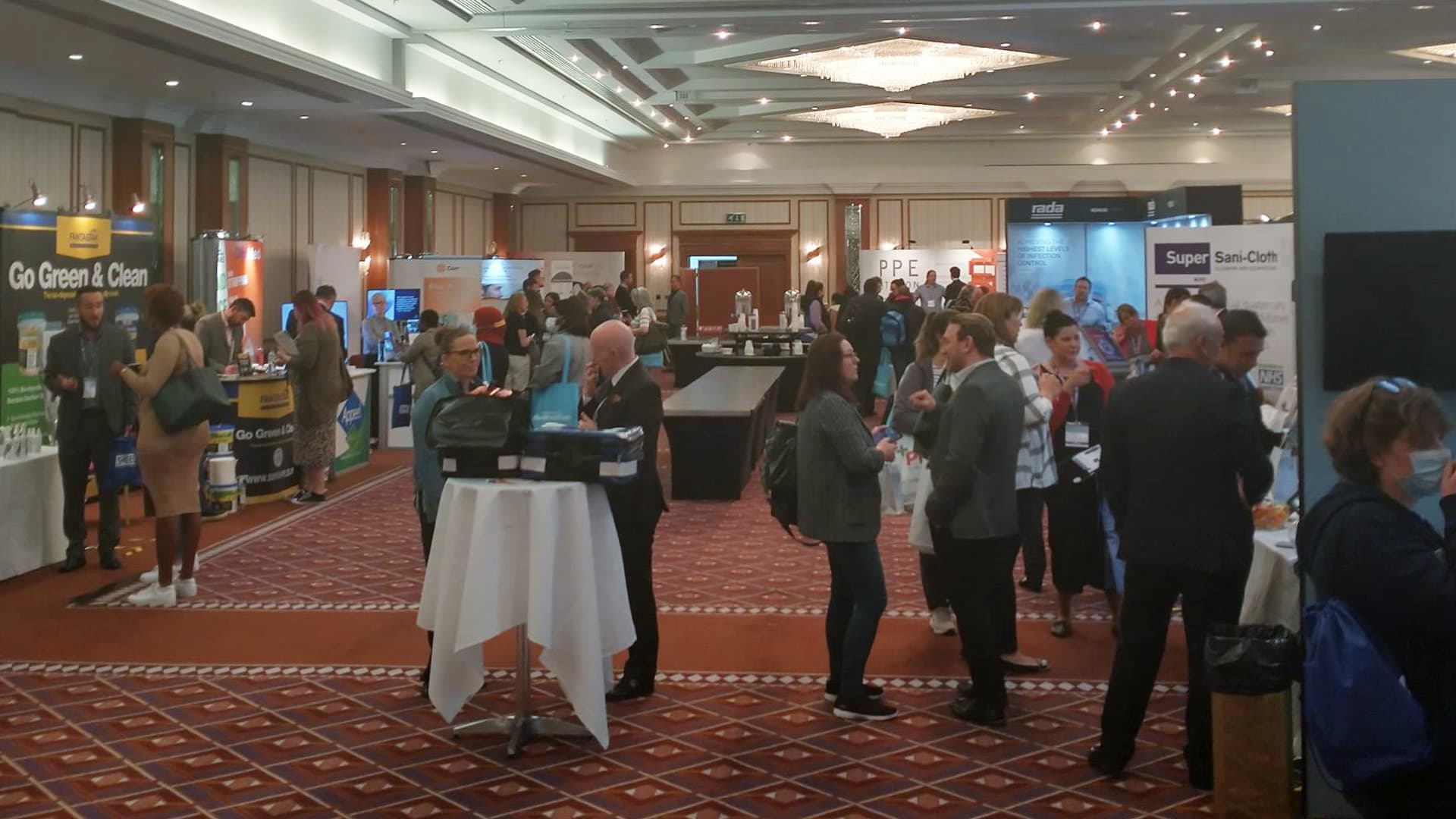 Group of people talking at Knowlex Conference